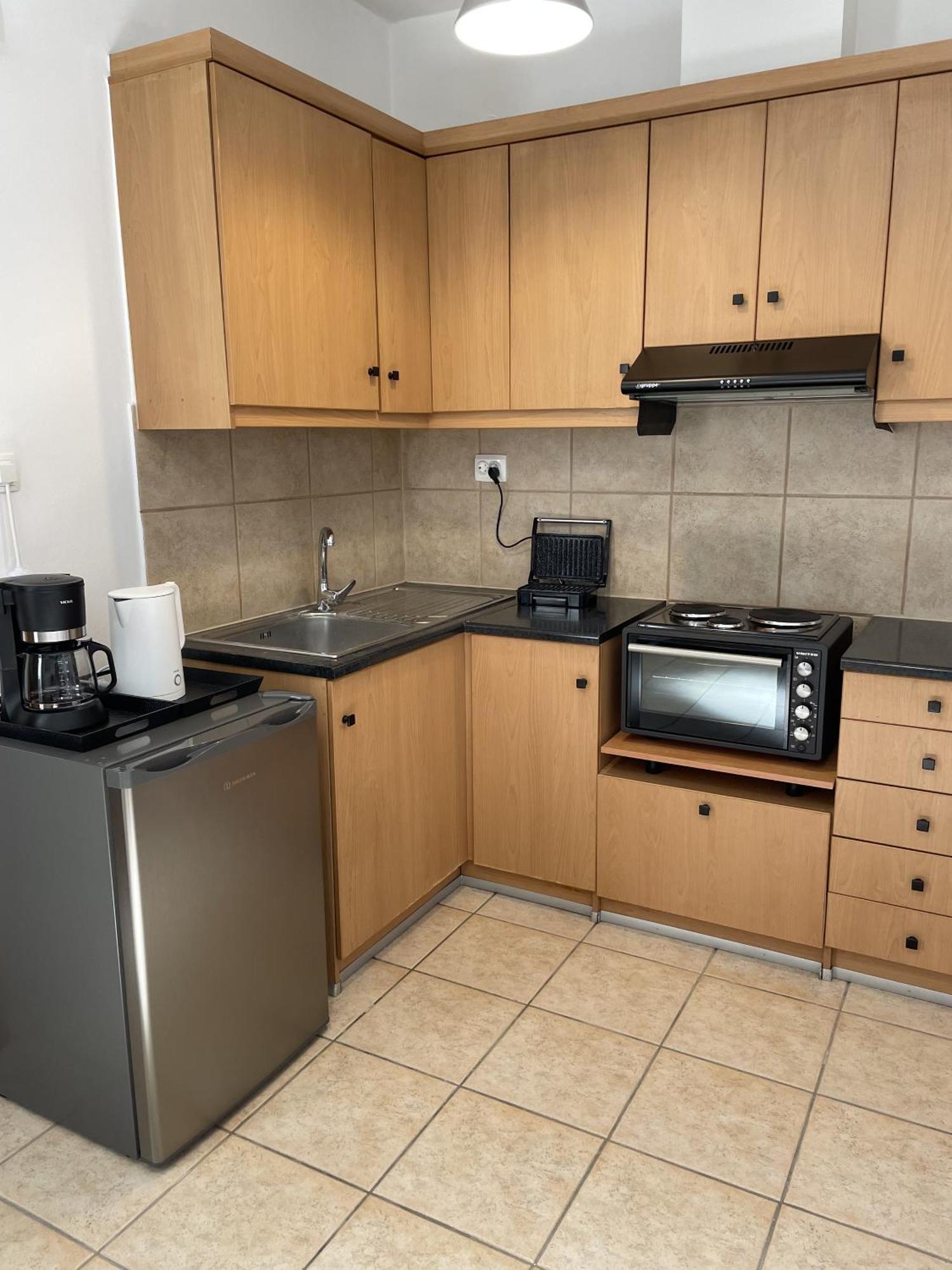 Mini Art Apartments Gerani  Bagian luar foto
