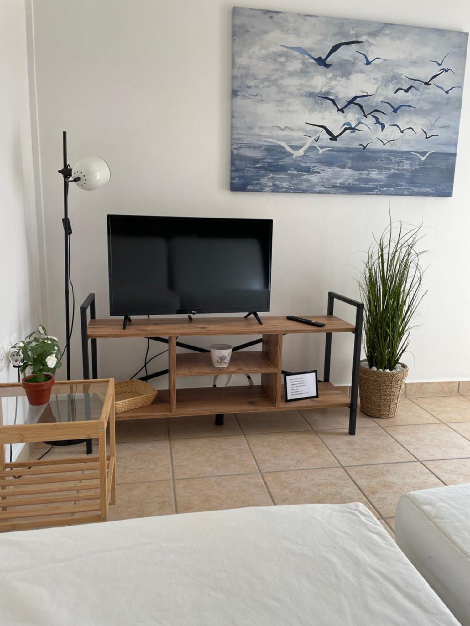 Mini Art Apartments Gerani  Bagian luar foto